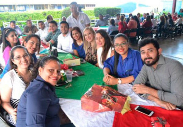 Familia