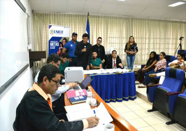 Estudiantes